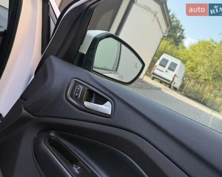 Білий Форд Ескейп, об'ємом двигуна 2 л та пробігом 180 тис. км за 14250 $, фото 91 на Automoto.ua