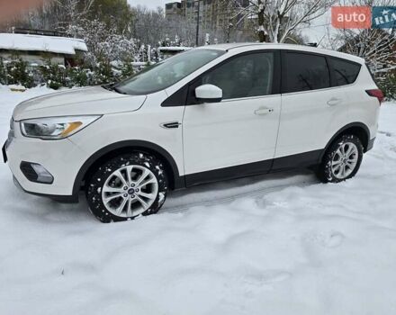 Белый Форд Эскейп, объемом двигателя 1.5 л и пробегом 84 тыс. км за 14400 $, фото 8 на Automoto.ua