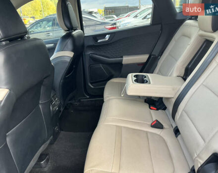 Белый Форд Эскейп, объемом двигателя 1.5 л и пробегом 117 тыс. км за 16700 $, фото 20 на Automoto.ua