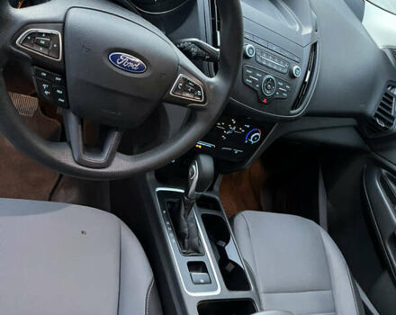 Белый Форд Эскейп, объемом двигателя 2.5 л и пробегом 97 тыс. км за 13550 $, фото 10 на Automoto.ua