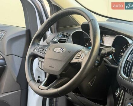 Білий Форд Ескейп, об'ємом двигуна 2 л та пробігом 180 тис. км за 14250 $, фото 102 на Automoto.ua