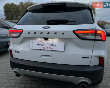 Форд Эскейп 2019 в Львове на Automoto.ua Белый Форд Эскейп, объемом двигателя 1.5 л и пробегом 129 тыс. км за 16500 $, фото 9 на Automoto.ua