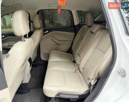 Білий Форд Ескейп, об'ємом двигуна 1.5 л та пробігом 142 тис. км за 13500 $, фото 26 на Automoto.ua
