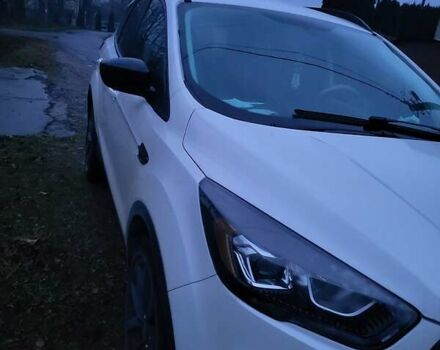 Білий Форд Ескейп, об'ємом двигуна 1.5 л та пробігом 77 тис. км за 16500 $, фото 6 на Automoto.ua