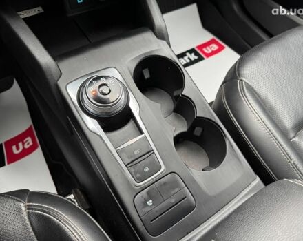 Білий Форд Ескейп, об'ємом двигуна 2.5 л та пробігом 65 тис. км за 18990 $, фото 30 на Automoto.ua