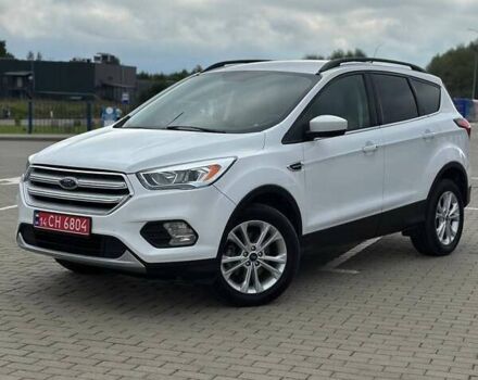 Білий Форд Ескейп, об'ємом двигуна 1.5 л та пробігом 101 тис. км за 12800 $, фото 11 на Automoto.ua