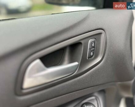 Білий Форд Ескейп, об'ємом двигуна 1.5 л та пробігом 173 тис. км за 14800 $, фото 33 на Automoto.ua