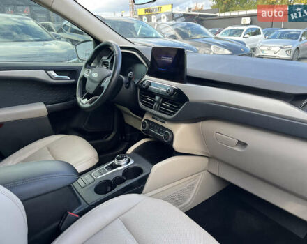 Белый Форд Эскейп, объемом двигателя 1.5 л и пробегом 117 тыс. км за 16700 $, фото 23 на Automoto.ua