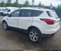 Білий Форд Ескейп, об'ємом двигуна 2 л та пробігом 115 тис. км за 2000 $, фото 2 на Automoto.ua