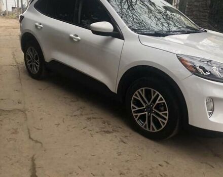 Белый Форд Эскейп, объемом двигателя 1.5 л и пробегом 70 тыс. км за 17000 $, фото 31 на Automoto.ua