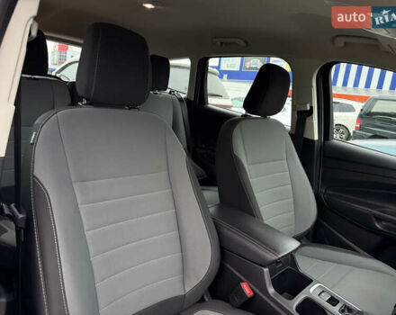 Белый Форд Эскейп, объемом двигателя 2.49 л и пробегом 131 тыс. км за 13300 $, фото 49 на Automoto.ua