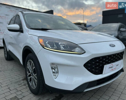 Форд Эскейп 2019 в Львове на Automoto.ua Белый Форд Эскейп, объемом двигателя 1.5 л и пробегом 129 тыс. км за 16500 $, фото 4 на Automoto.ua