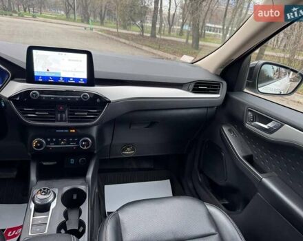Білий Форд Ескейп, об'ємом двигуна 2.5 л та пробігом 65 тис. км за 18990 $, фото 20 на Automoto.ua