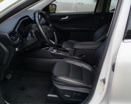 Белый Форд Эскейп, объемом двигателя 2 л и пробегом 83 тыс. км за 18999 $, фото 11 на Automoto.ua