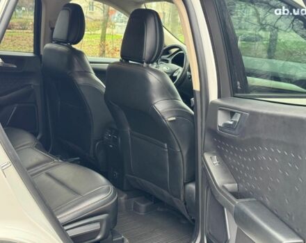 Білий Форд Ескейп, об'ємом двигуна 2.5 л та пробігом 65 тис. км за 18990 $, фото 17 на Automoto.ua