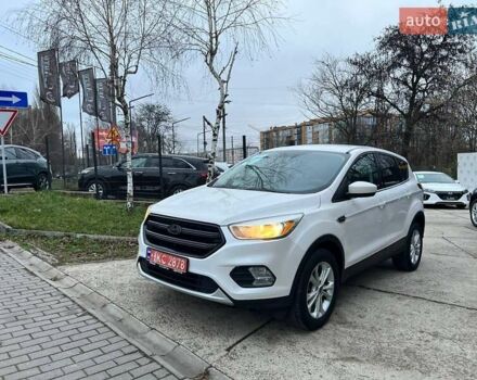 Білий Форд Ескейп, об'ємом двигуна 1.5 л та пробігом 173 тис. км за 14800 $, фото 1 на Automoto.ua