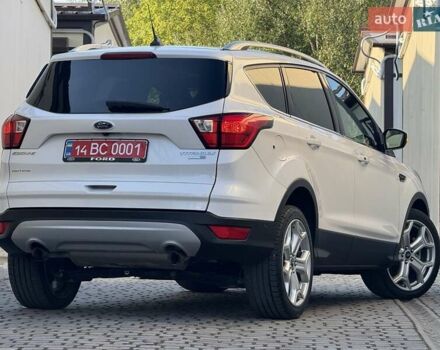 Білий Форд Ескейп, об'ємом двигуна 2 л та пробігом 180 тис. км за 14250 $, фото 59 на Automoto.ua
