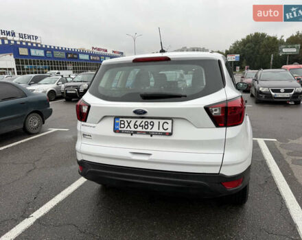 Белый Форд Эскейп, объемом двигателя 2.49 л и пробегом 131 тыс. км за 13300 $, фото 23 на Automoto.ua