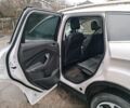 Белый Форд Эскейп, объемом двигателя 2 л и пробегом 109 тыс. км за 15290 $, фото 12 на Automoto.ua