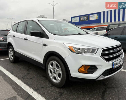 Белый Форд Эскейп, объемом двигателя 2.49 л и пробегом 131 тыс. км за 13300 $, фото 6 на Automoto.ua