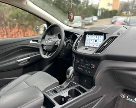 Білий Форд Ескейп, об'ємом двигуна 1.5 л та пробігом 173 тис. км за 14800 $, фото 11 на Automoto.ua