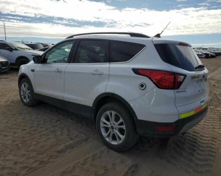 Белый Форд Эскейп, объемом двигателя 0 л и пробегом 111 тыс. км за 2000 $, фото 1 на Automoto.ua