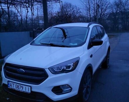 Білий Форд Ескейп, об'ємом двигуна 1.5 л та пробігом 77 тис. км за 16500 $, фото 5 на Automoto.ua