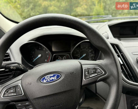 Белый Форд Эскейп, объемом двигателя 2.49 л и пробегом 131 тыс. км за 13300 $, фото 39 на Automoto.ua