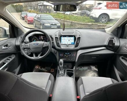 Білий Форд Ескейп, об'ємом двигуна 1.5 л та пробігом 173 тис. км за 14800 $, фото 25 на Automoto.ua