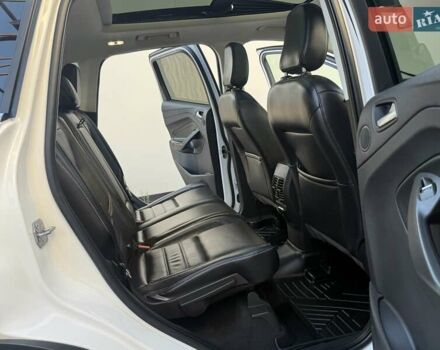 Білий Форд Ескейп, об'ємом двигуна 2 л та пробігом 180 тис. км за 14250 $, фото 87 на Automoto.ua