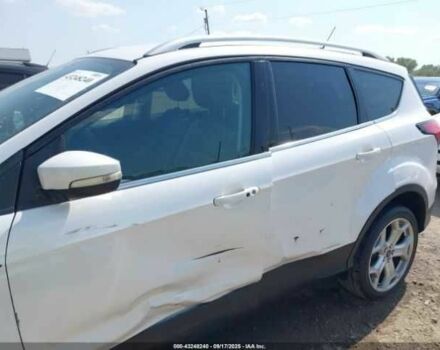 Білий Форд Ескейп, об'ємом двигуна 2 л та пробігом 149 тис. км за 3000 $, фото 13 на Automoto.ua