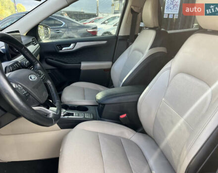 Белый Форд Эскейп, объемом двигателя 1.5 л и пробегом 117 тыс. км за 16700 $, фото 11 на Automoto.ua