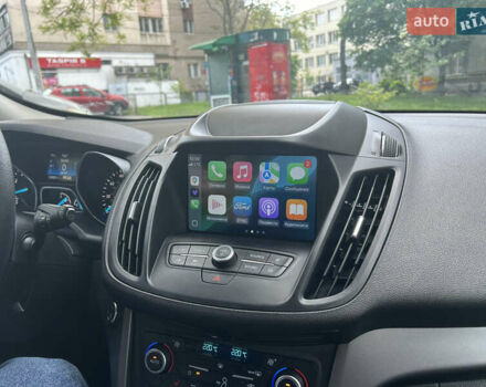 Белый Форд Эскейп, объемом двигателя 1.5 л и пробегом 34 тыс. км за 17500 $, фото 5 на Automoto.ua