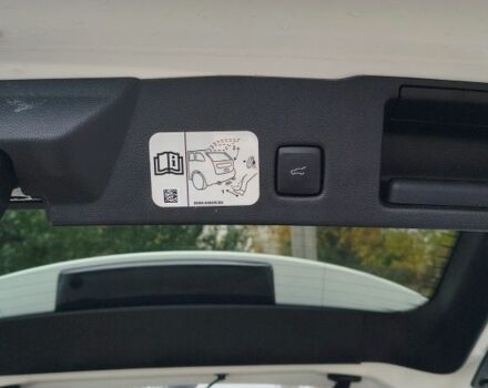 Белый Форд Эскейп, объемом двигателя 2 л и пробегом 83 тыс. км за 18999 $, фото 16 на Automoto.ua