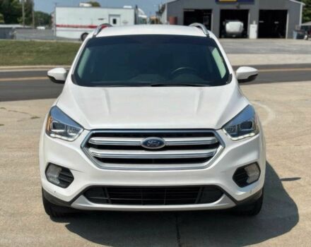 Белый Форд Эскейп, объемом двигателя 2 л и пробегом 41 тыс. км за 11200 $, фото 1 на Automoto.ua