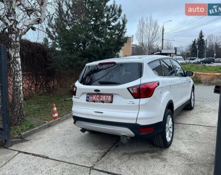 Білий Форд Ескейп, об'ємом двигуна 1.5 л та пробігом 173 тис. км за 14800 $, фото 2 на Automoto.ua