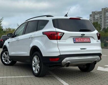 Білий Форд Ескейп, об'ємом двигуна 1.5 л та пробігом 101 тис. км за 12800 $, фото 14 на Automoto.ua