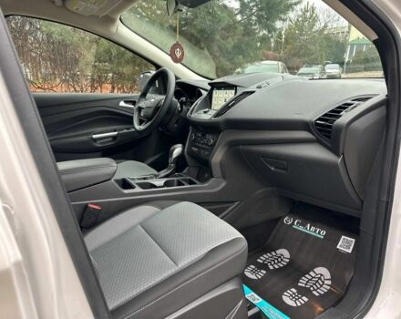 Білий Форд Ескейп, об'ємом двигуна 1.5 л та пробігом 173 тис. км за 14800 $, фото 10 на Automoto.ua