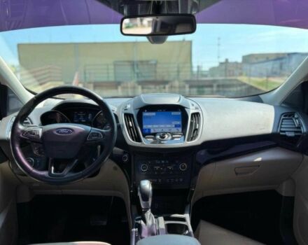 Белый Форд Эскейп, объемом двигателя 2 л и пробегом 41 тыс. км за 11200 $, фото 8 на Automoto.ua