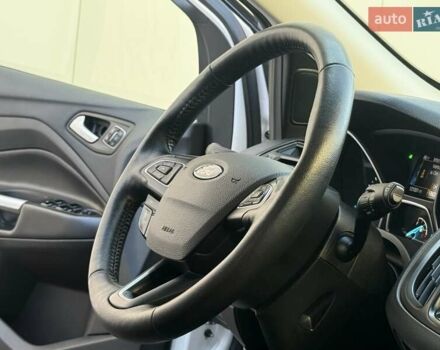 Білий Форд Ескейп, об'ємом двигуна 2 л та пробігом 180 тис. км за 14250 $, фото 100 на Automoto.ua
