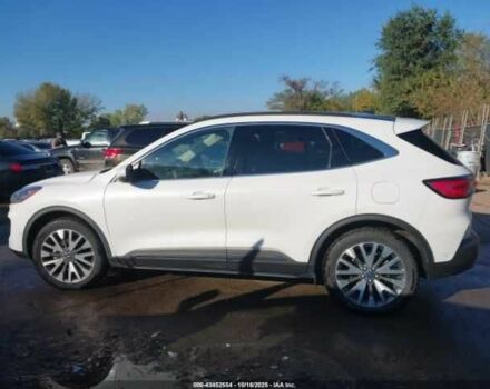 Белый Форд Эскейп, объемом двигателя 2.5 л и пробегом 98 тыс. км за 5500 $, фото 13 на Automoto.ua