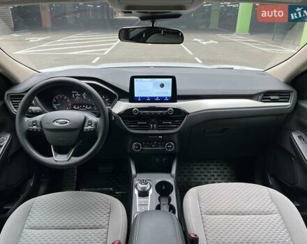 Белый Форд Эскейп, объемом двигателя 0 л и пробегом 23 тыс. км за 18500 $, фото 24 на Automoto.ua