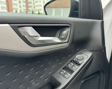 Белый Форд Эскейп, объемом двигателя 2.5 л и пробегом 78 тыс. км за 20300 $, фото 7 на Automoto.ua