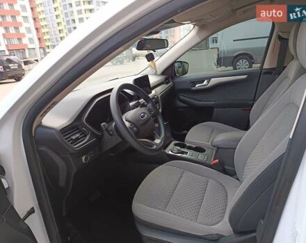 Белый Форд Эскейп, объемом двигателя 1.5 л и пробегом 129 тыс. км за 15500 $, фото 7 на Automoto.ua