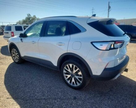 Белый Форд Эскейп, объемом двигателя 2 л и пробегом 67 тыс. км за 3500 $, фото 1 на Automoto.ua