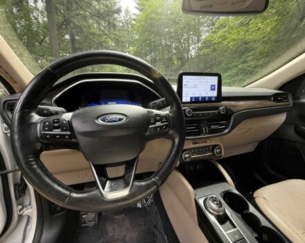 Білий Форд Ескейп, об'ємом двигуна 2 л та пробігом 48 тис. км за 11000 $, фото 7 на Automoto.ua