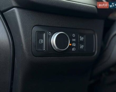 Білий Форд Ескейп, об'ємом двигуна 2.5 л та пробігом 60 тис. км за 19500 $, фото 27 на Automoto.ua