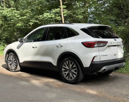 Белый Форд Эскейп, объемом двигателя 2 л и пробегом 43 тыс. км за 12300 $, фото 6 на Automoto.ua