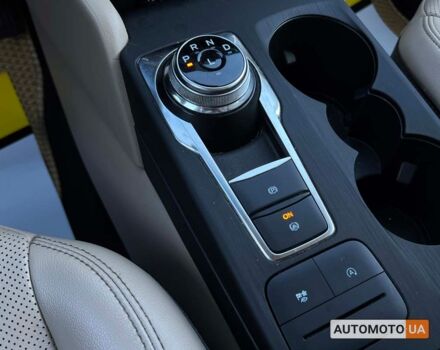 Білий Форд Ескейп, об'ємом двигуна 1.5 л та пробігом 70 тис. км за 18400 $, фото 13 на Automoto.ua