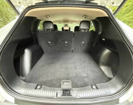 Білий Форд Ескейп, об'ємом двигуна 2 л та пробігом 49 тис. км за 12200 $, фото 10 на Automoto.ua